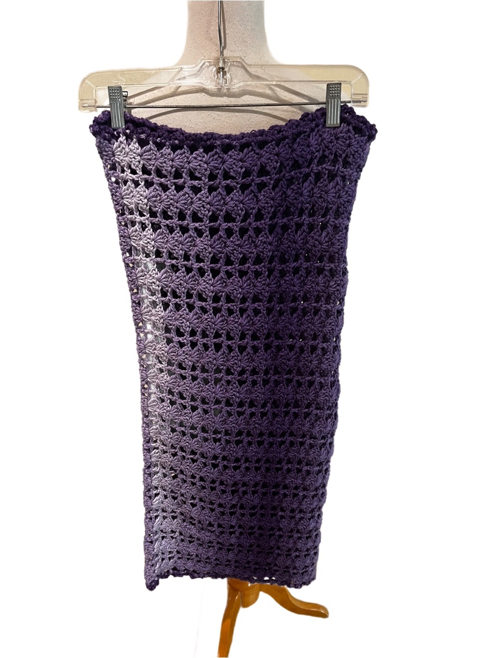 EUC Vintage Variegated Purple Throw Blanket Hand Crocheted Fan/Shell Pattern